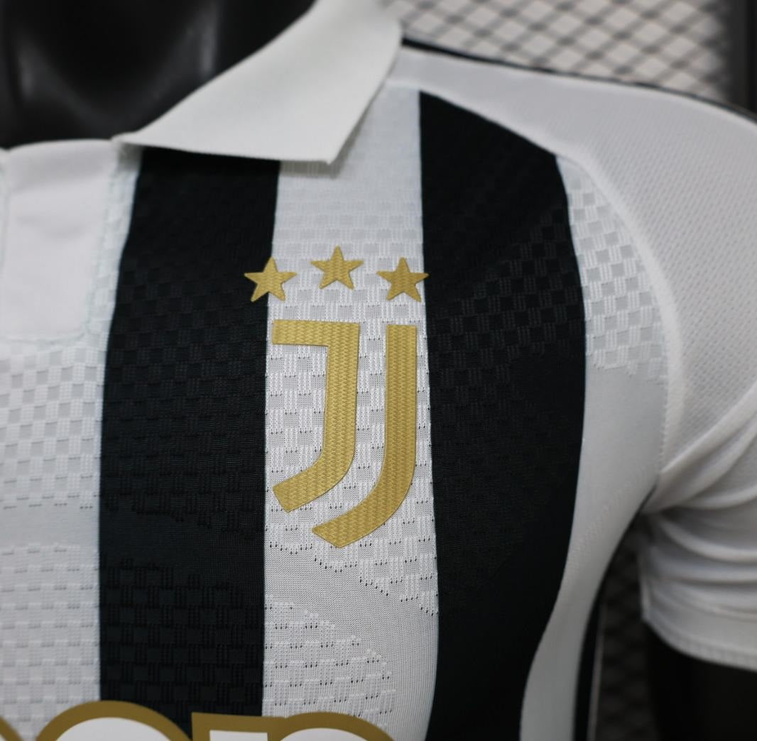 Juventus 26/27 home Jersey Player Version